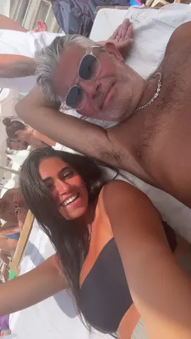 Mon sugar daddy😂😂😂#lebest (il a hate que je me marie)