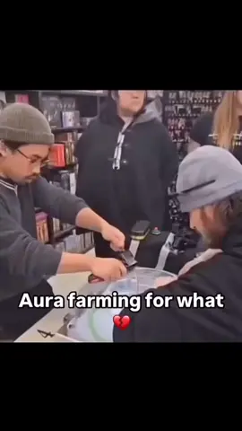 #f #fr #relatable #bro #picolo #piccolo #dbz #aura #farming #aurafarming #beyblade #meme #traproyalty #funny #funnyvideos #viral #viralvideo 