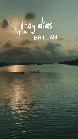 #Caplyric Excelente  Inicio de mes #brilla #doming #amor #viral #atraigo 