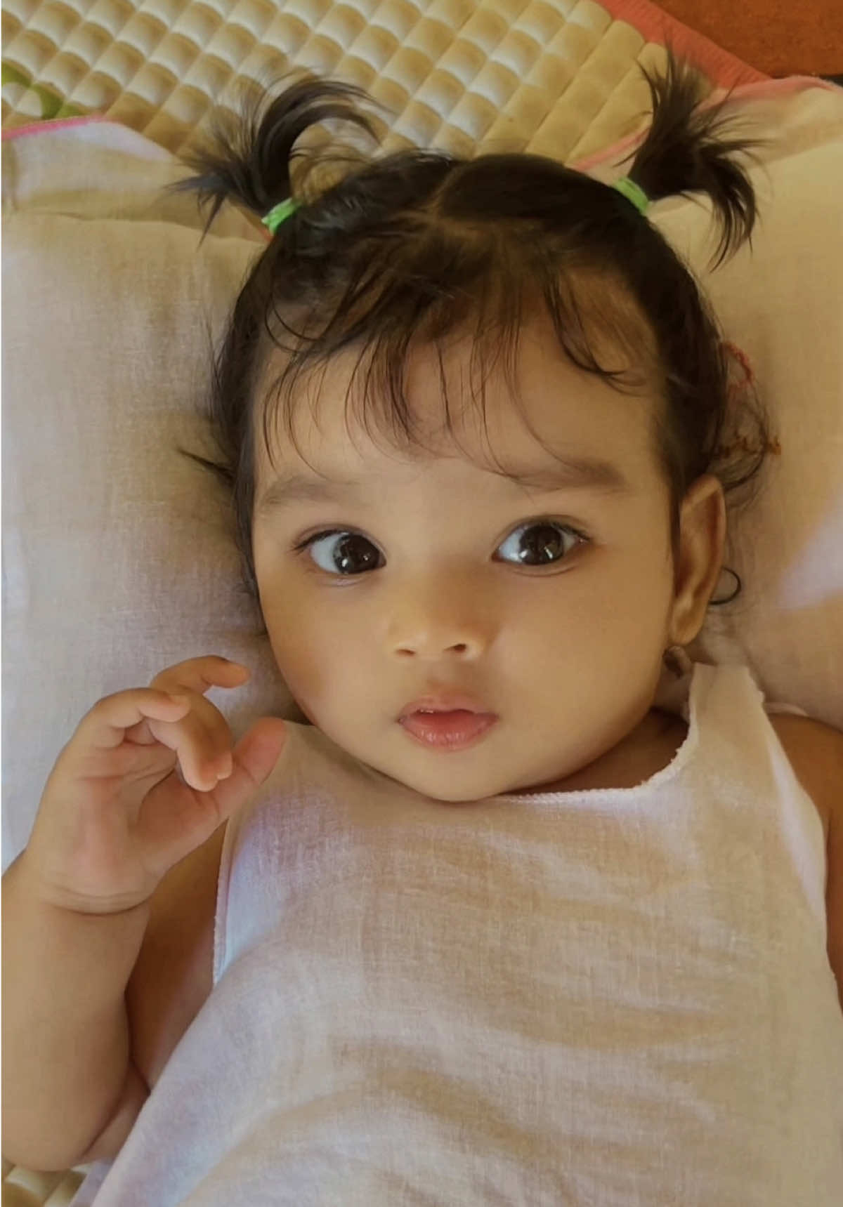සුදු මැණිකට හච්චිමයි ඈනුමයි දෙකම එකපාර 🤣💖🥺 #foryou #foryoupage #viral #trending #baby #littlemeili #babytiktok #100kviews #100k #fyppppppppppppppppppppppp #cute 
