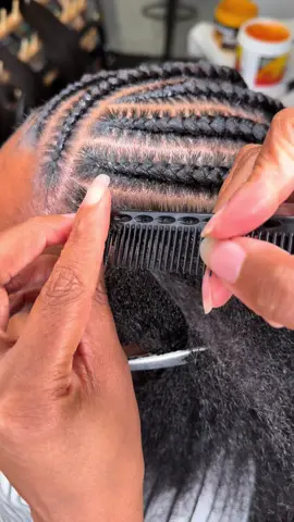 Braid tutorial/visual Style:half cornrow half knotless #braids #fyp #naturalhair #braidstutorial #braidstyles 