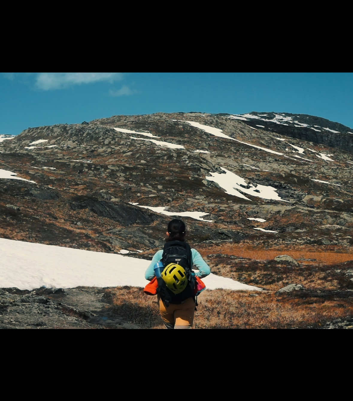 Mom lore core 🔥 Will definitely look back at these moments when I’m older. Can’t wait to show this to my kids in the future ❤️ #solohike #momlore #lore #Hiking #hike #mountains #backpacker #backpacking #travel #adventure #Outdoors #nature #traveltheworld #solofemaletraveler #cinematic #travelcinematic 