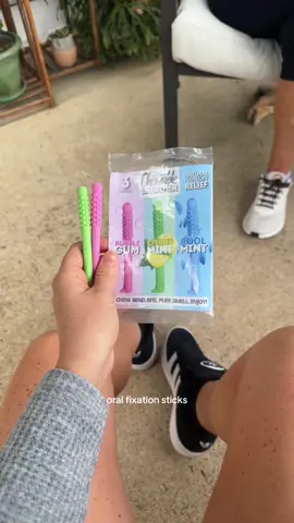 These are the real deal they help so much & they are so satisfying to chew on #cravings #oralfixation #chewablebreather #stopsmoking #quitnic #chewablepuffer #foodnoise #chewing #stopvaping #niccravings #quitnicotine #quitcigs #stopcigarrettes #cigarettesmokingisbad 