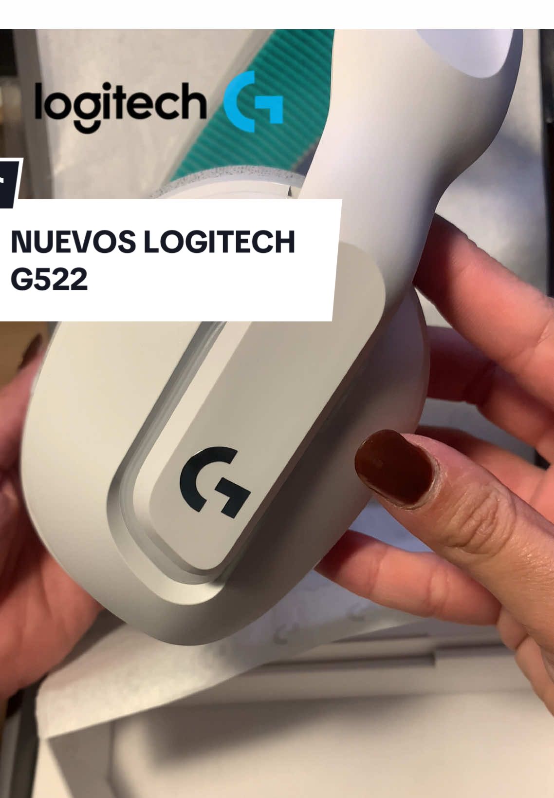 Unboxing de los nuevos 🎧 Logitech G522 LIGHTSPEED Bonitos, cómodos, sin cables… y con un micro desmontable que me tiene living. Ya son mis cascos favoritos. ✨ ¿Tú también eres de los que se fija en cada detalle? #UnboxingCozy #LogitechG522 #logitech #SetupBonito #TikTokGamer #CozyTech #Limoncitos