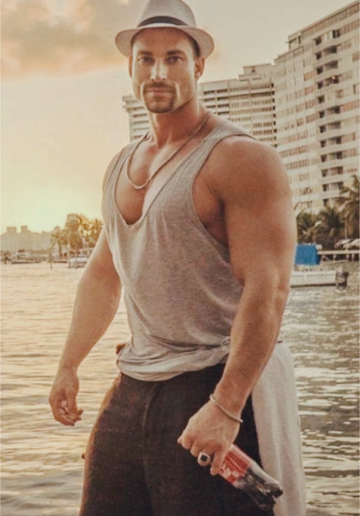 Baby Baby 💋#california #sexy #mine #fypシ #fyp #fabulouspaula #viral #bodybuilding #norway #tiktok #baby 