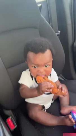 My baby be hungry for real😂