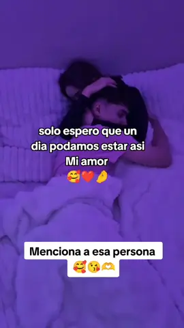 Durmiendo junto #amor #dedica #suerte #sueño #abrazo #dormi #pare #parejas_enamoradas #contigo 