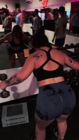 Sunday Funday 🥳 #CapCut #powerlifting #powerliftingtok #strongwomen #teamsilverback 