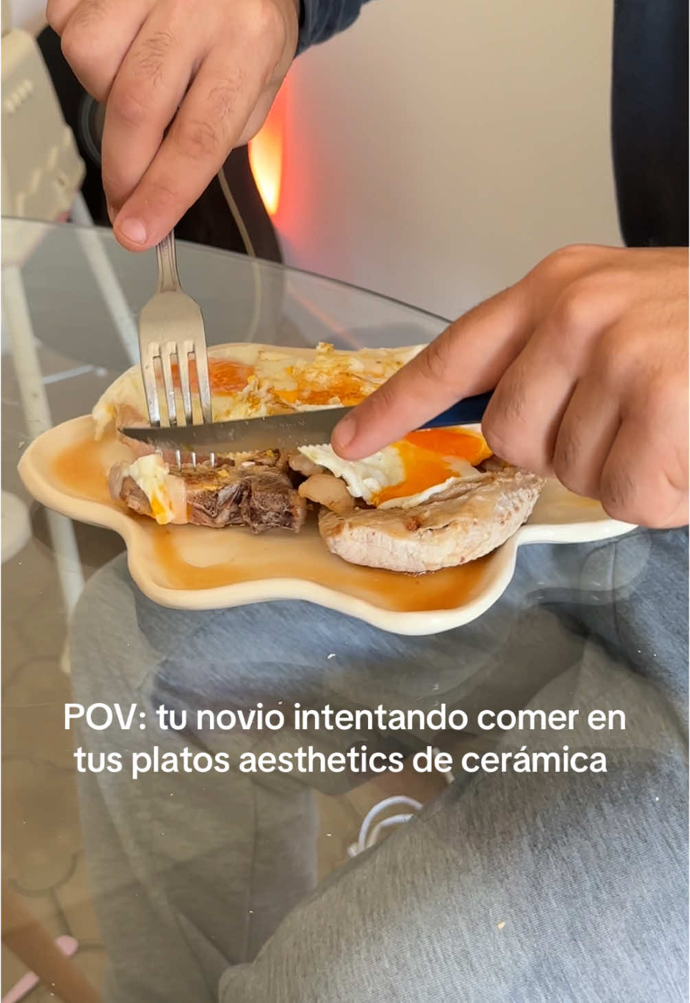 JAJAJAJ nunca pensé que iba a unirme a este trend 😭❤️‍🩹🥲 #ceramica #platosaesthetic #ceramicaartesanal 