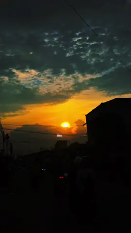 Paling romantis #canon #inlove #sunrise #medan 