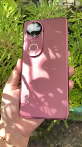 V50 5G Series 'Harmony Red'😍 Beli Sekarang dan Dapatkan Cashback 300rb Khusus Pembelian Vivo V50 5G Series berlaku hingga 15 Juni 2025🥰 #holidaypromov50series  #vivov50series  #PNK  #KalimantanBarat  @vivocampus Indonesia  @vivo Indonesia  @vivokalbarofficial 