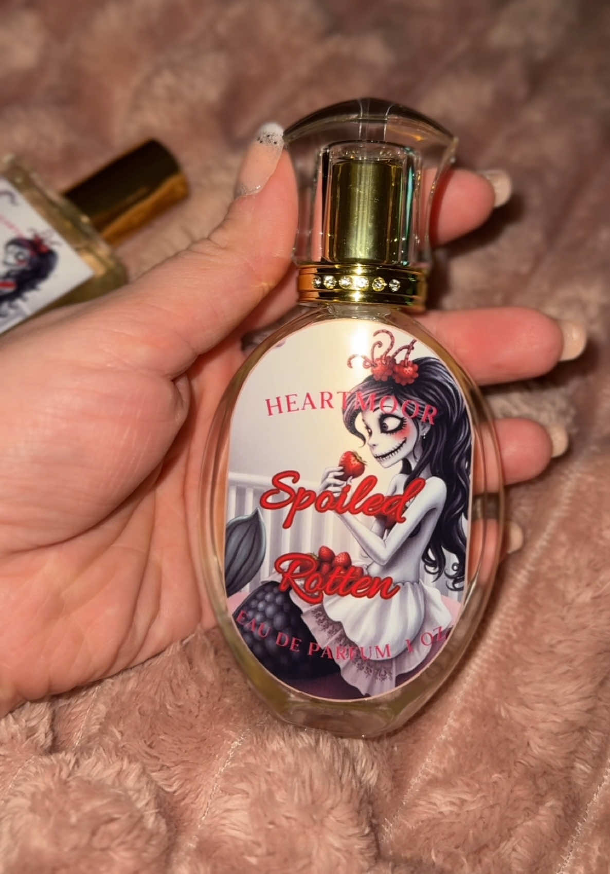 @HeartMoor #crybaby #strawberryperfume #melaniemartinez 