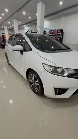 Bersih itu standar, kinclong berkelas?  MD detailing tempatnya 🙌 klik link bio di profil, booking sekarang!! 🙌 more info : 📲 0895 1769 9623  📲 0822 1391 1373 @MD detailing ppf  #md #Md #fyp #salonmobil #detailing #nanocoating #nanoceramic #mobil #carcare #viral #honda #jazz #lewatberanda #surabaya #gresik 