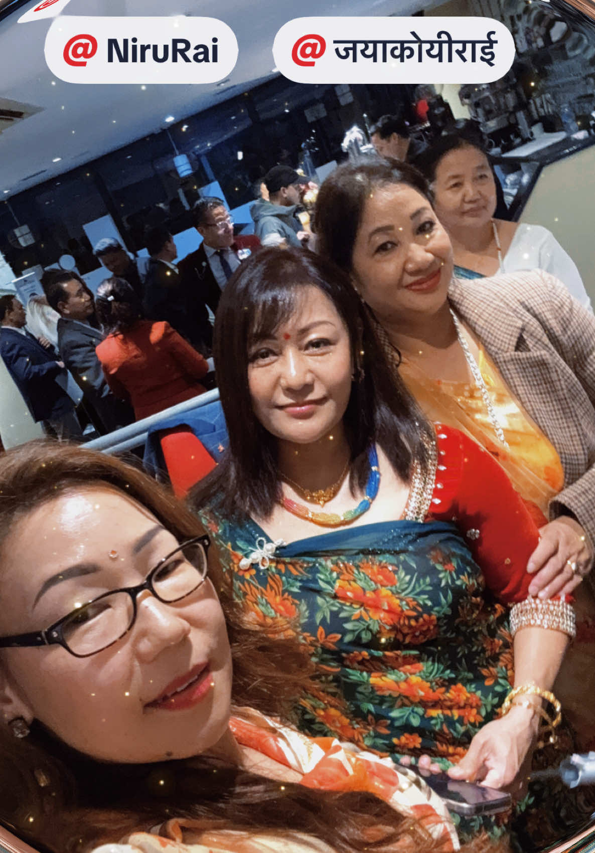 #fyp #tik_tok #goviral #saree #friendship #memories @Niru Rai @Narayani sambahamphe @जया कोयी राई 