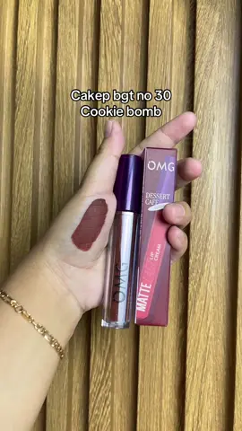 Buruan co di keranjang shade cookie bomb #lipstikomg #lipmatte #lipstiktahanlama 