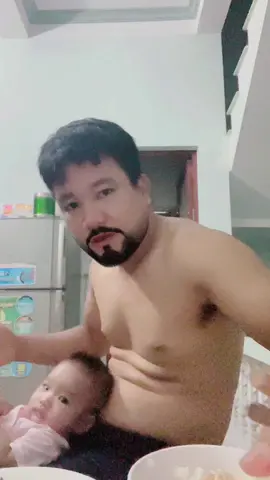 ❤️ Cưng không răng dữ lắm 😘