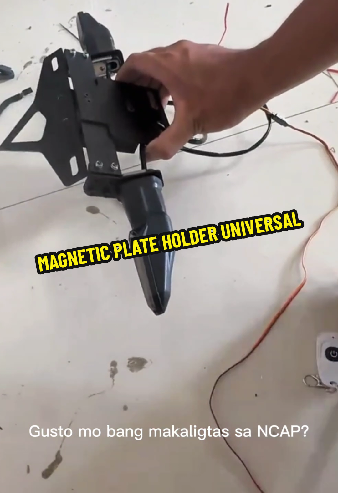 modified lang po ang nasa video same as lang sa basket 🫡 #plateholdermotorcycle #plateholder #magneticplateholder motor #iwasncap #ncap #nocommunityguidlineviolation #motoryclesoftiktok #fyp #foryou #motoryclesoftiktok #notoviolationtiktok #creatorsearchinsights #affiliatemarketing #plateholder 