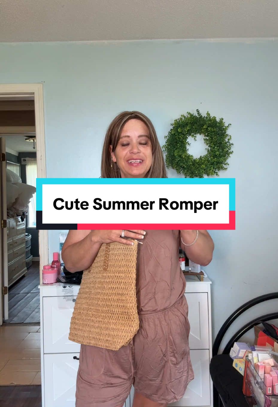 This is such a cute romper. #avidloveboutique #romper #outfitinspo #SummerFashion #summerstyle #springtok #tiktokshopfathersday #spotlightfinds #tiktokshoprestock #dealsforyoudays #ttslevelup #tiktokshopmemorialday #TikTokShopSummerTurnU p #TikTokShopCreatorPicks #funinthesun