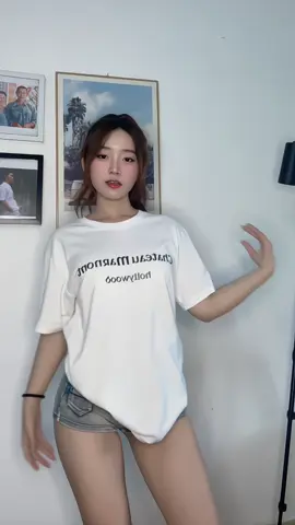 Nay áo rộng 🤣 #dqn #vietnamdance #xuanyenxuanphuong #tiktokdancevn #xuhuongtiktok #dancechallenge 