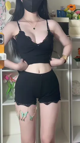 Chắc chắn là cóokk😄 #reviewquanao #fyb #quanaohottrend #quanao #vayxinhmoingay #xuhuongtiktok #viralvideo #lamdep #vaynuxinh #reviewvayxinh #nữ #xuhuong #vayditiec #reviewdoxinh #reviewlamdep #vaynu #dongu 