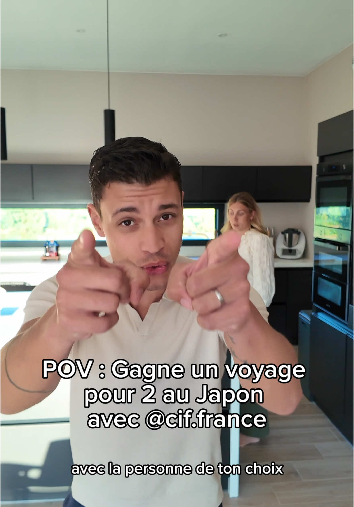 GAGNE un voyage pour 2 personnes au JAPON avec @Cif.France 🇯🇵✈️ Pour participer : • Fais comme nous grâce à CIF • utilise le produit CIF Infinite clean • ambiance toi sur le remix « U can clean this by Cif » • tag la marque @Cif France  • utilise le HASHTAG #ucancleanthisbycif Bonne chance 🍀 