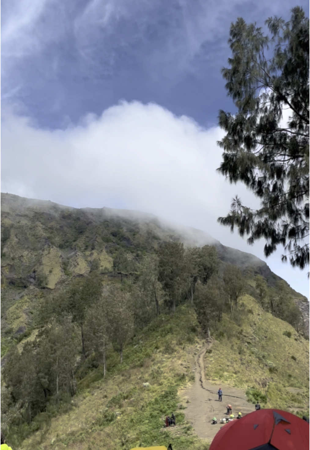 Akan ku hadapi semuanya, tapi bentar sholat dulu #rinjani #lombok 