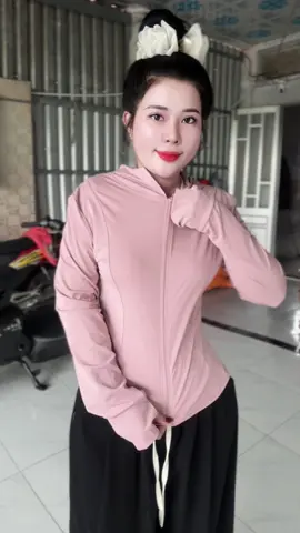 mẫu áo khoác chống nắng mặc mát lạnh nè cả nhà 