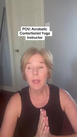 “That’s a lot of blood, Janice. Which bone do you think you broke? Let’s soften our faces while we scream in pain, okayyy?” Namaste. Sniff #yogaposes #namaste #pov #funnyskit #comediansoftiktok #comedyreels #relatablecomedy #headstand #breathe #yogainstructor #comedy
