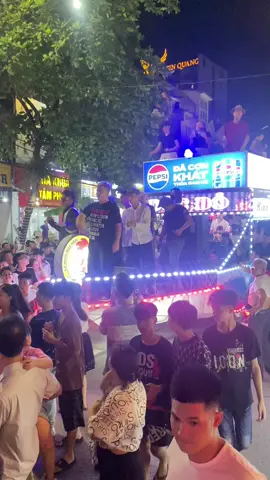 Ae chuẩn bị đi quẩy nhé 😀😀😀#trungthutuyenquang #lehoitrungthu #quangtruongnguyentatthanh #nga8tuyenquang #22tuyenquang #trungthutuyenquang2025 #xuhuongtiktok #xuhuong2025🥰 