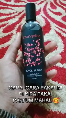 EVANGELINE EAU DE PARFUME BLACK SAKURA SERASA PAKAI PARFUM MAHAL#eaudeparfum#blacksakura#parfummewah#parfumtahanlama#masukberandafyp #cuantanpabatas✅ #afliliettiktokshop 