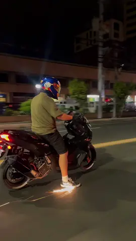 Pang montage ba? 😎 #adv160 #hondaadv160 #adv160philippines #adv160setupideas #hondaadv #motorcycle #motorcycleaccessories 