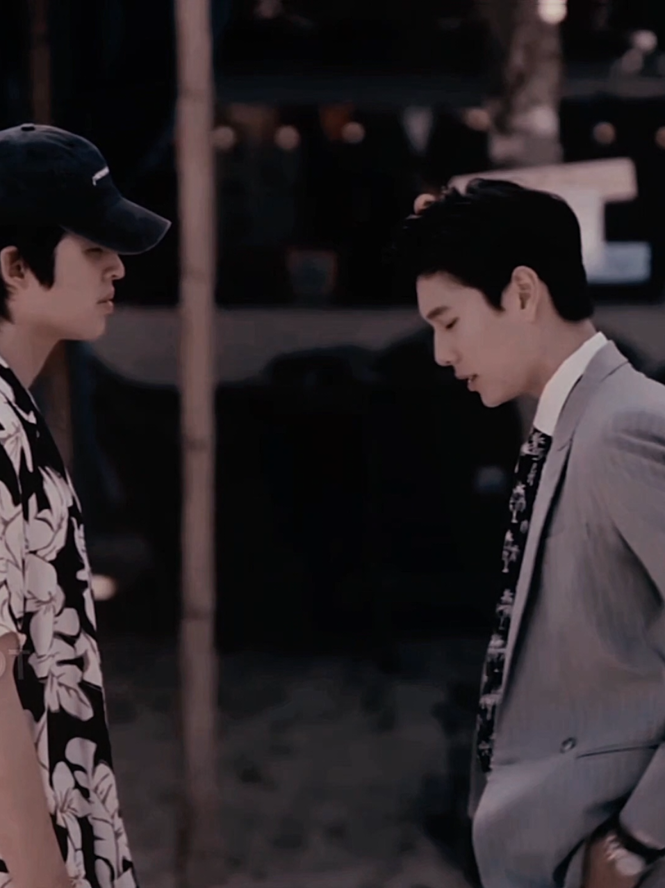 тгк:pondphuméow  love and hate that they both fit every line of the song❤️‍🩹 #neverletmego #neverletmegoseries #thailand #w05pn0d1 #fyp #viral #pondphuwin #bllakorn #palmnueng 