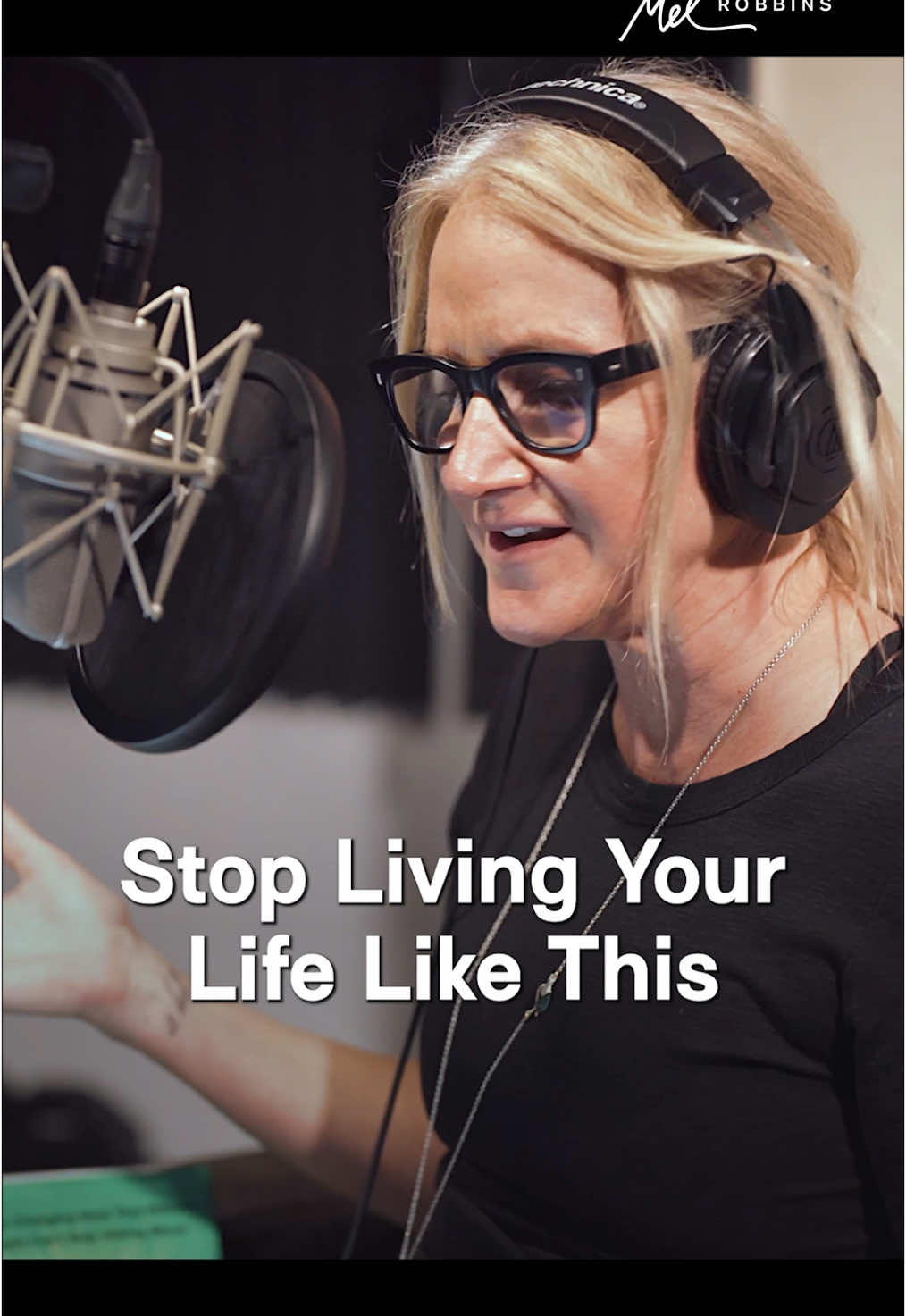 When something ends, it's not a failure, it’s a turning point. It ended because it was supposed to. This episode of The Mel Robbins Podcast is all about seeing your best life and reaching for it. Listen now! 🎧 