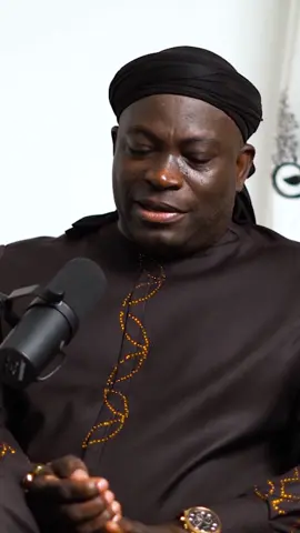 King Mensah et la colère de Aamron  Toute la vidéo disponible sur notre chaîne YouTube avec le lien dans la bio 🔥  Hôte : @Laté Mawutowou LAWSON 🇹🇬  Invité : King Mensah  N'hésitez pas à vous abonner à la chaîne Youtube  #pourtoi #podcastlanuit #benin #podcast #africa #team228🇹🇬 #togolais228🇹🇬 #mawutowoulawson #lanuitlepodcast #lanuit #tiktoktogo🇹🇬 #team225