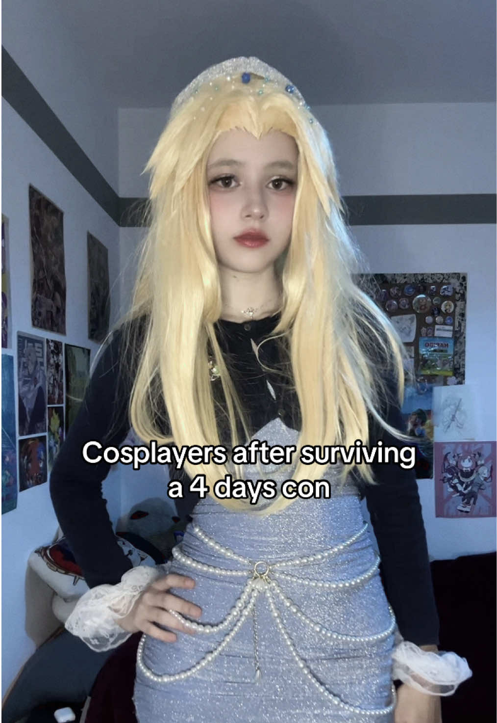 Jokes on you it’s in character 😹 Tbh I never attempted one yet but I look forward to it it looks exhausting but so fun #cosplayer #shadowthehedgehog #soniccosplay #sonicthehedgehog #sonic #mariarobotnik #mariacosplay #conventioncosplay 