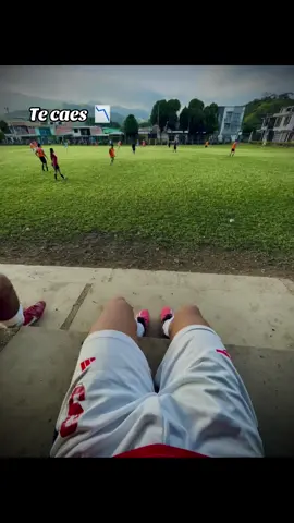 #fyp #viralvideos #futbol⚽️  Porque siempre caigo yo ❤️‍🩹