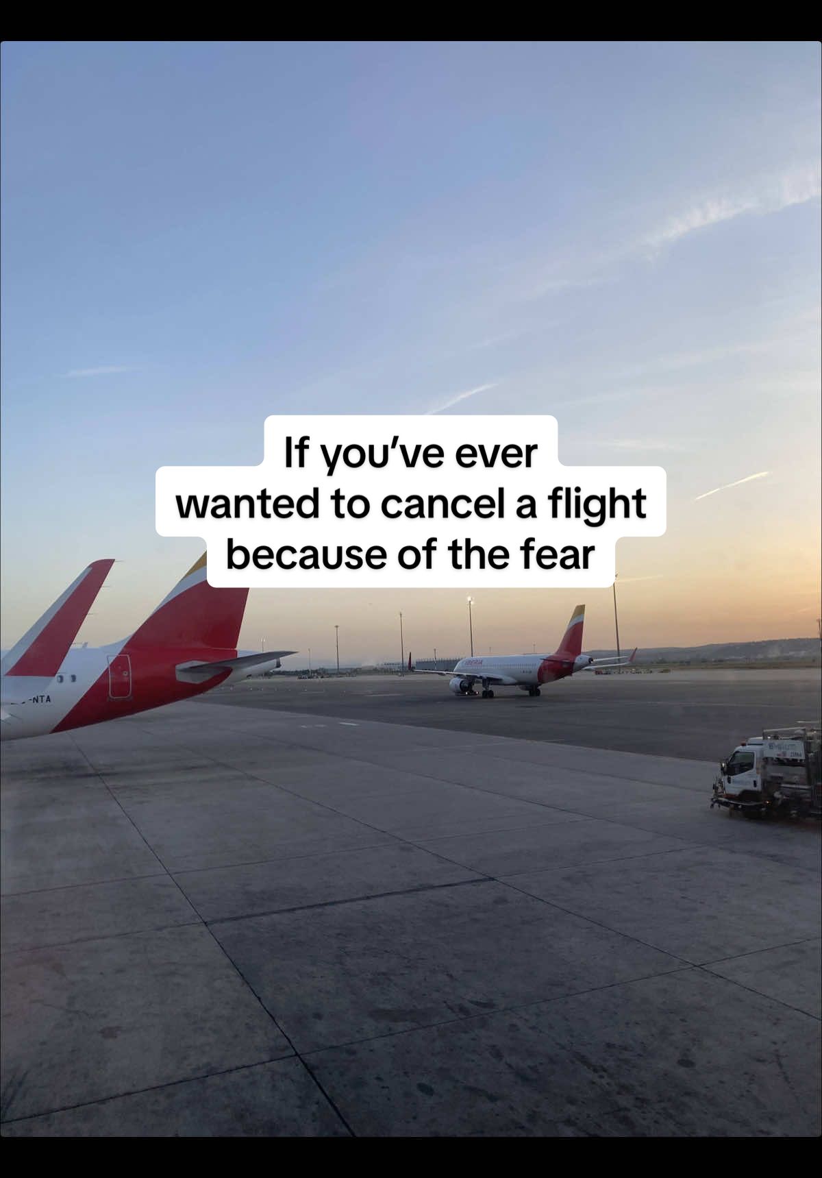 I also thought I couldn’t do it and wanted to cancel the flight last minute. Don’t do it. Trust me. You can do it ✈️ #fearofflying #nervousflyer #thecalmcabin #discovertheworld #fearofflyinghelp #planeanxiety 