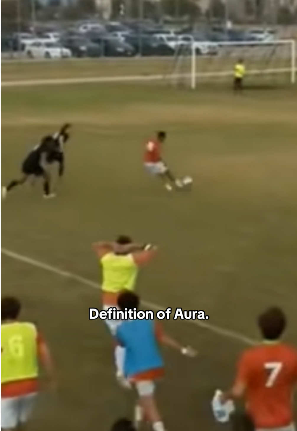 Nah that finish was crazy 😳🥶 the bench went went off 🔥 @Aryan #aura #football #futbol #footballtiktok #Soccer #futebol #soccertiktok #ballers #risingballers #footy #aura #goviral #footballskills #skills #funny #meme #jokes #trending #like #sports #trend #sport #goviral #fyp #4u #fy #didiloseyou 