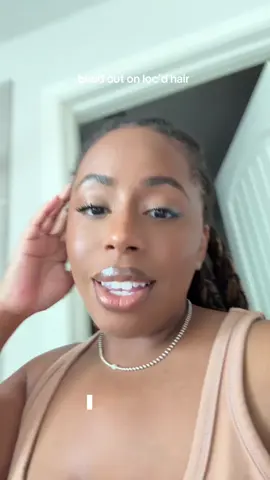 let’s see how long this braid out lasts  #locs #locstyles #locsoftiktok #locstylesforwomen #naturalhair #sisterlocks #interlocks #tinylocks #braidout #braidoutresults 