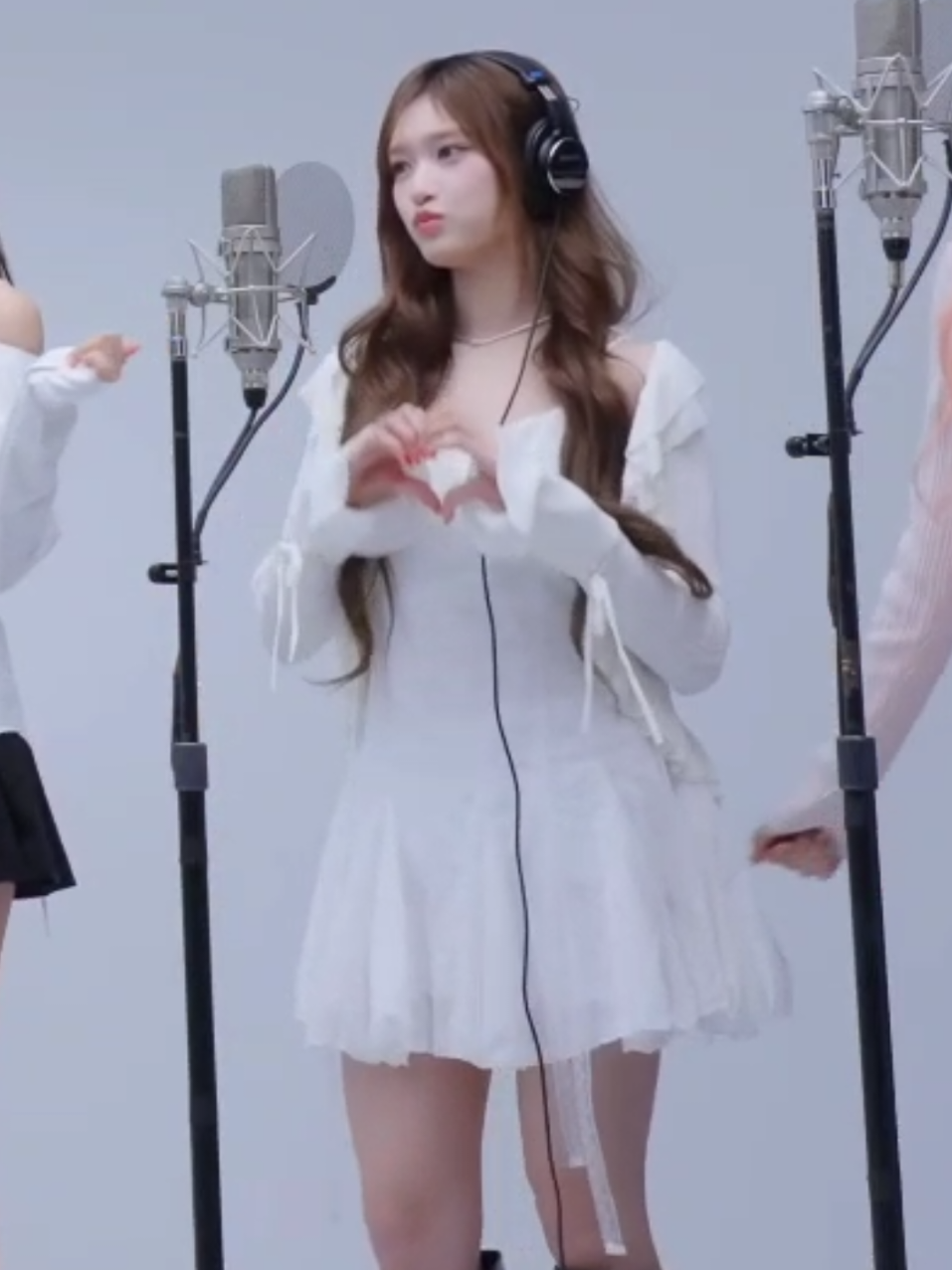Leeseo on The First Take  | #LEESEO #IVE #KPOP [ Other Members  –> @AN YUJIN 🐶 @GAEUL 🐿 @JANG WONYOUNG 🐰 @KIM JI-WON 🐱 @NAOI REI 🐥  ] :: Admin  –> @I LOVE LEESEO 🐯 