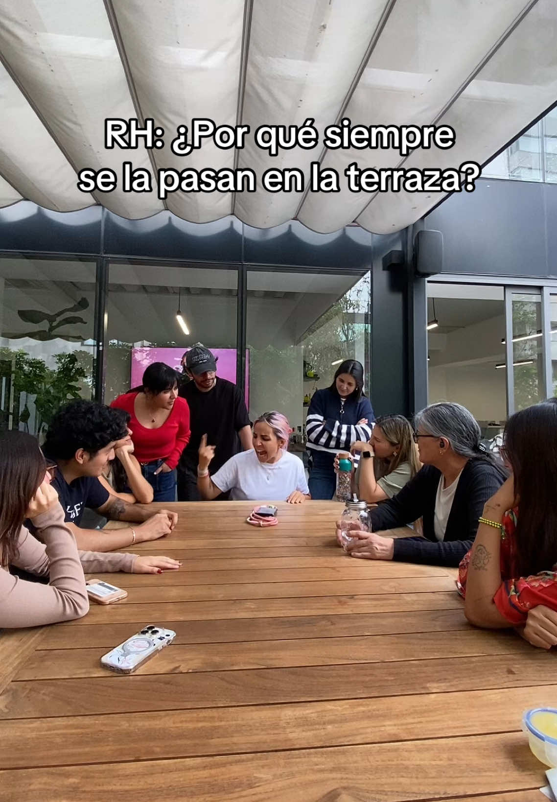 El chisme a todo como diría mi amá @Daniela Rodrice 🙈 #oficina #godin  #agencia #chisme #danielarodrice 