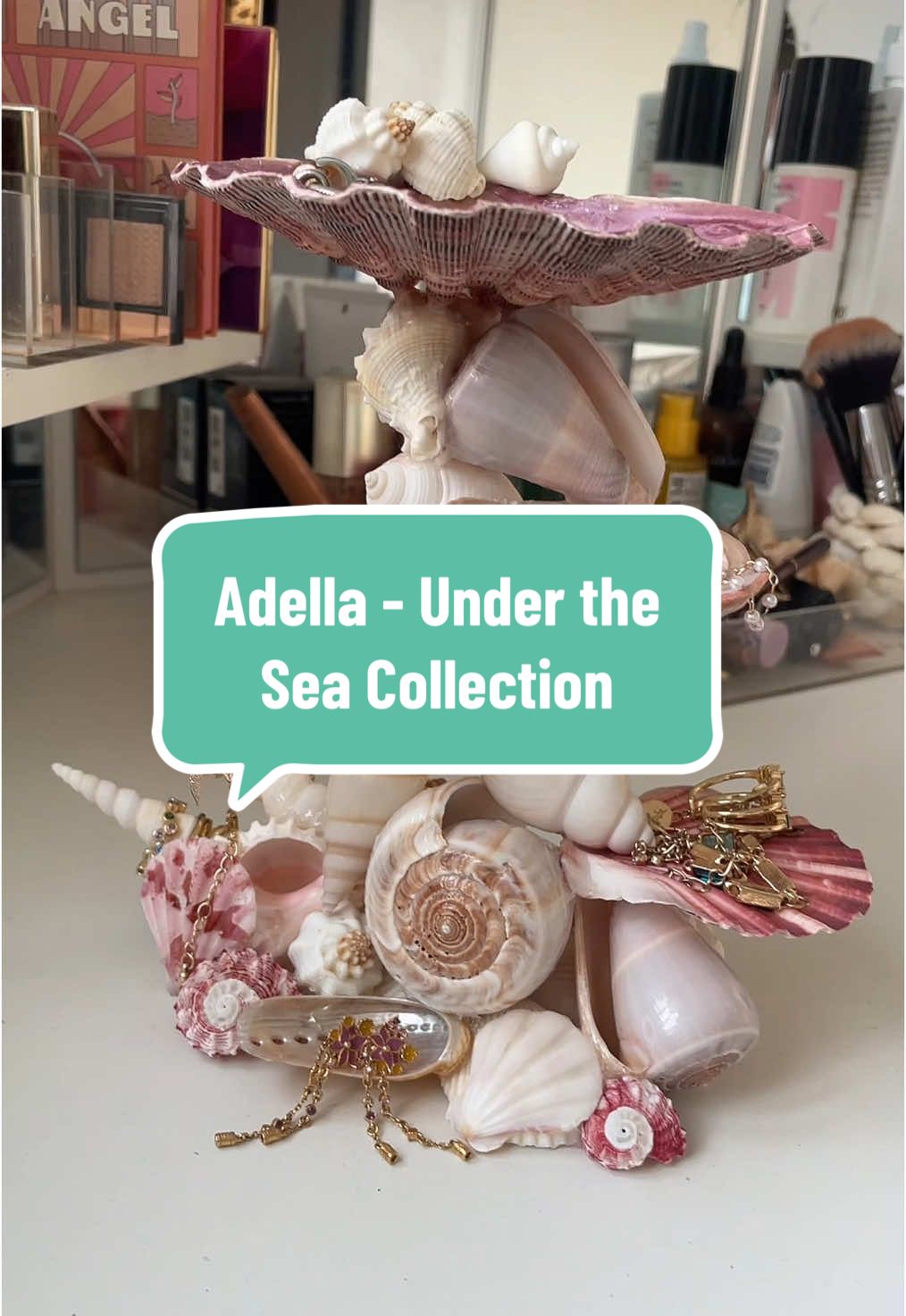 ADELLA  is a piece from my upcoming collection 🫧🐚UNDER THE SEA🐚🫧 This collection features  stunning neutrals, pops of pink and the sandy oranges and browns that make you think of beautiful tropical beaches She features  lions paw scallop trinket dish, several smaller scallop dishes, abalone dishes and 2 spiral shells perfect to store and display your bracelets, rings, earrings, necklaces and other delicate trinkets  In the same way all sea shells are unique, so too is Adella a one of a kind piece; you’ll be dying to show her off to everyone in your coastal vibes bedroom!  She will be available to purchase along with the rest of the collection TODAY!  Tuesday 3rd June, 2pm AEST  #underthesea  #shelljewelrydisplay  #newcollection  #shelljewelrydish  #mermaidvibes  #coastaldecor #shelltrinketdish  #SmallBusiness  #coastalbedroom  #DIY  #DIYshells  #shelljewelrydishes  #treasuresuntoldau
