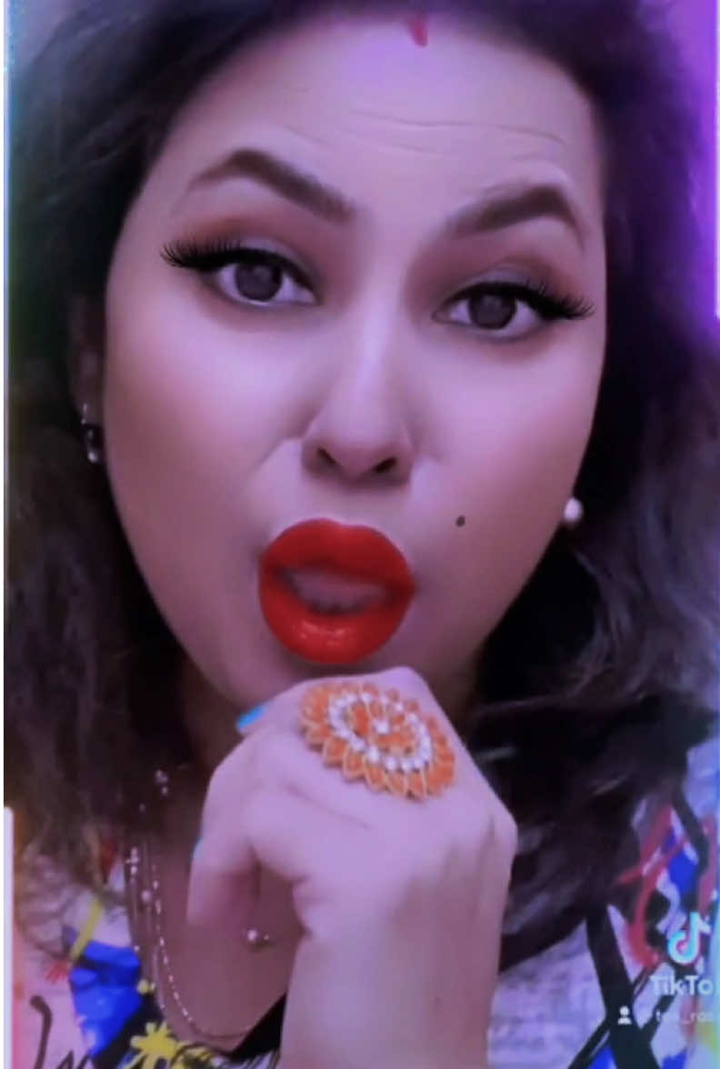 Hindi song 🎶 #dontunderreviewmyvideo #unfrezzmyaccount #creatorsearchinsights #foryoupage #tea_roses 
