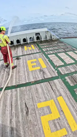 #offshore #norgvarg #tiktoksea #firefighter 