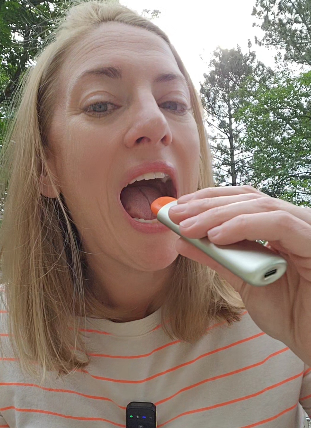 New pocket/purse staple - an electric oral spray atomizer HELLO @Zdeer Health @Zdeer Life.US #oralhealth #breathspray #mouthspray #zdeer #badbreath #nausea #ttslevelup #ttsdelightnow #springtok #tiktokshopcreatorpicks #giftguide #funinthesun #dealsforyoudays #tiktokshopsummerturnup 