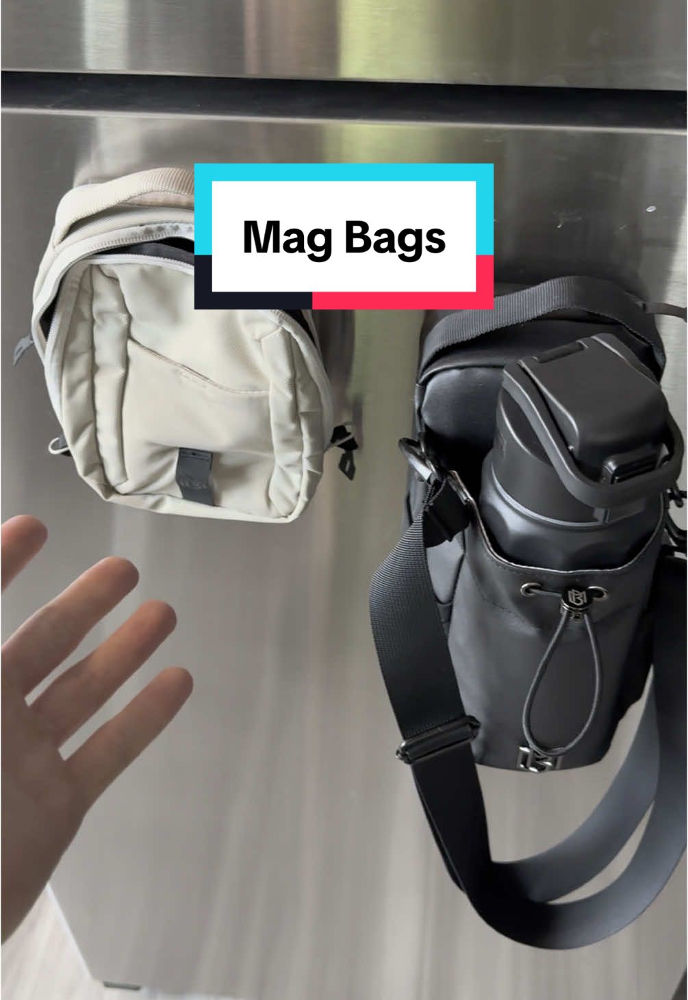 Keep it all in one place 💪 #gym #gymbro #gymbag #magnetic #lifting #gymaccessories #GymTok #gymrat #GymLife #gymgirl #Fitness #workout 