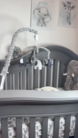 Dulces sueño mi muñeco hermoso 💤💛👶 #foryou #parati #babyfever #babytiktok #winniethepooh 