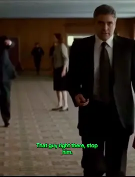 The phone is crazy  #michaelclayton #movies #films #georgeclooney #foryou #fyp #foryoupage #moviescene #tonygilroy 