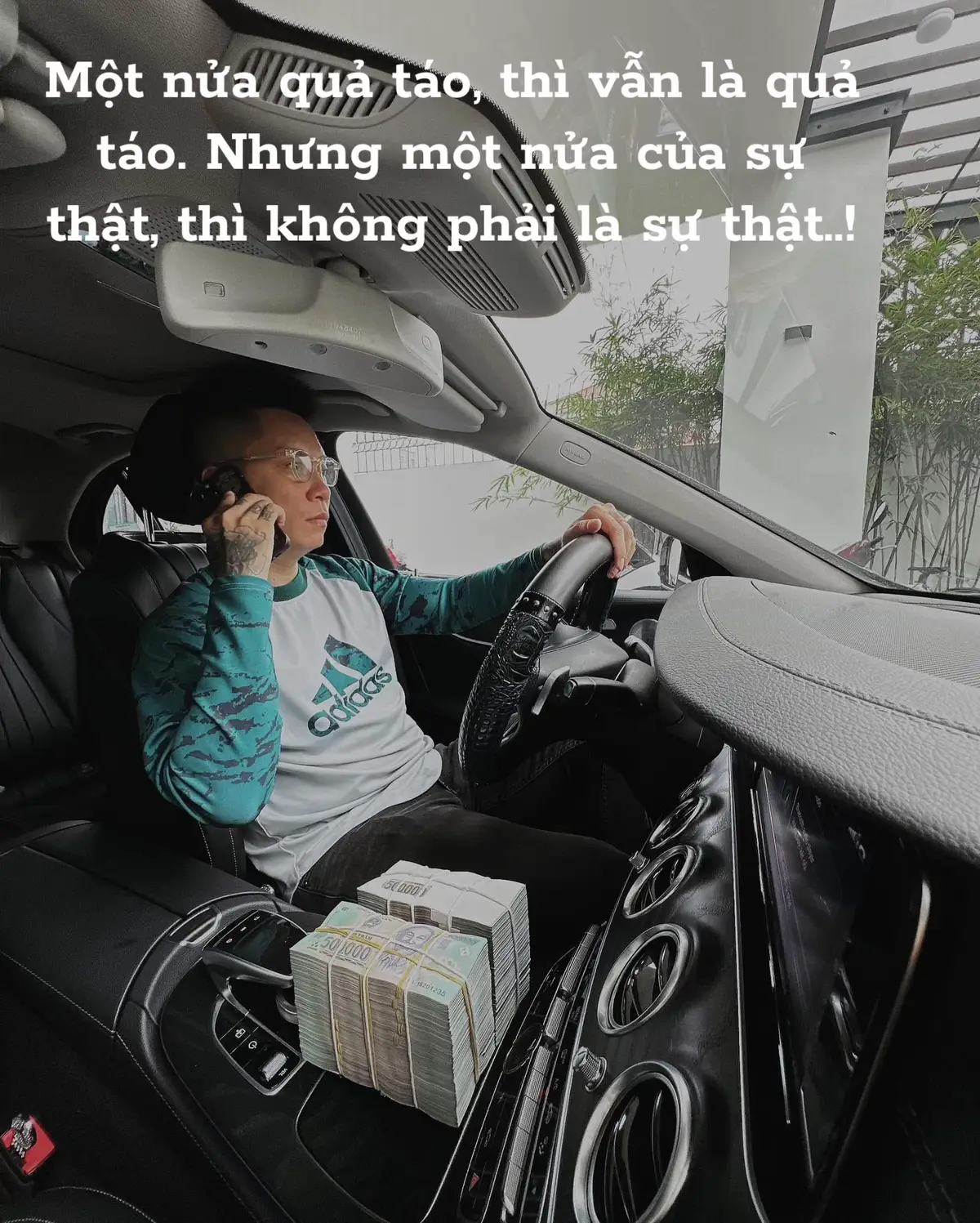Một nửa quả táo, thì vẫn là quả táo. Nhưng một nửa của sự thật, thì không phải là sự thật..!