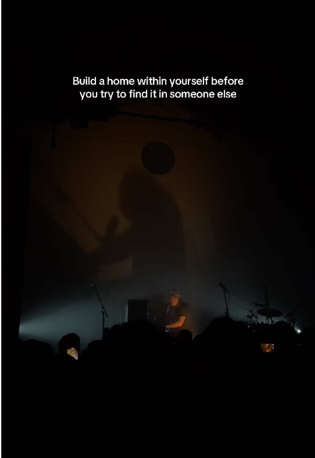 Build a home within yourself before you try to find it in someone else. There’s something sacred about becoming your own safe place first. 🎵 Patrick Watson – To Build a Home #SelfMadeHeiress #intuition #selfgrowth #EmotionalWealth #InnerHome #BecomingHer #spiritualtiktok #innerwork 